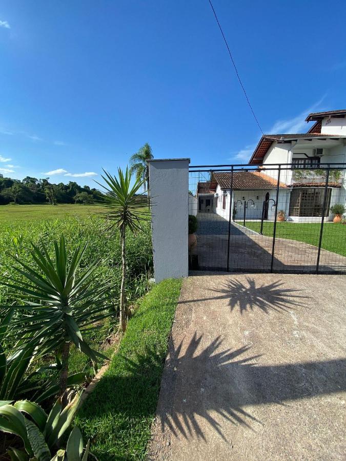 Rcm - Casa Confortavel 02 *